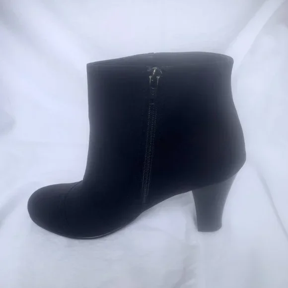 Aerosoles Heelrest Ankle Height Boots/Suede Black Size 7 1/2M - Picture 8 of 8
